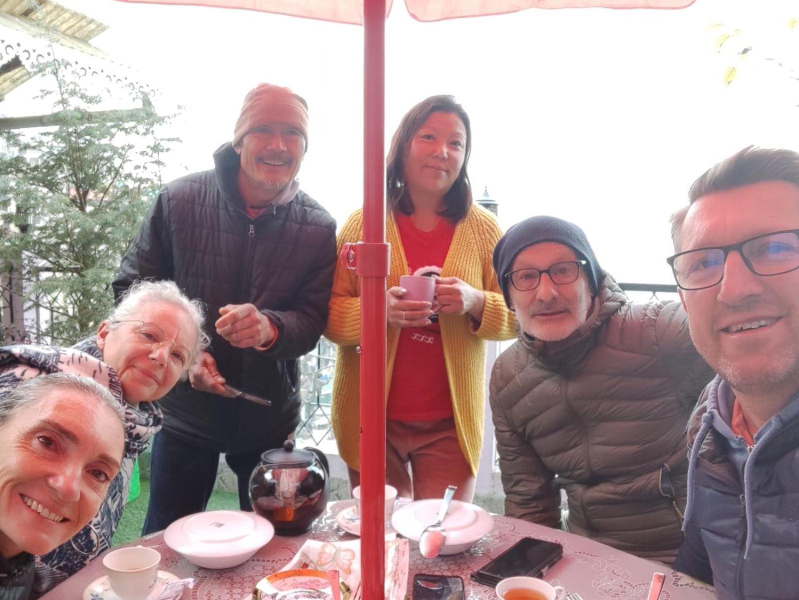Dew Drops Guest House Darjeeling  Exterior foto